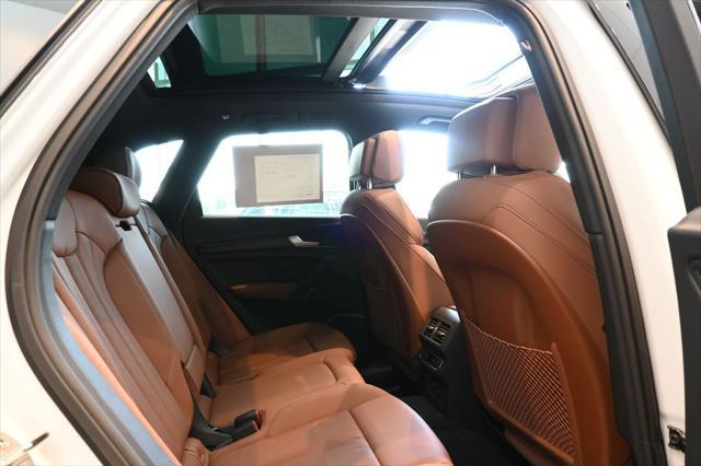 Photo of 2025 Glacier White Audi Q5