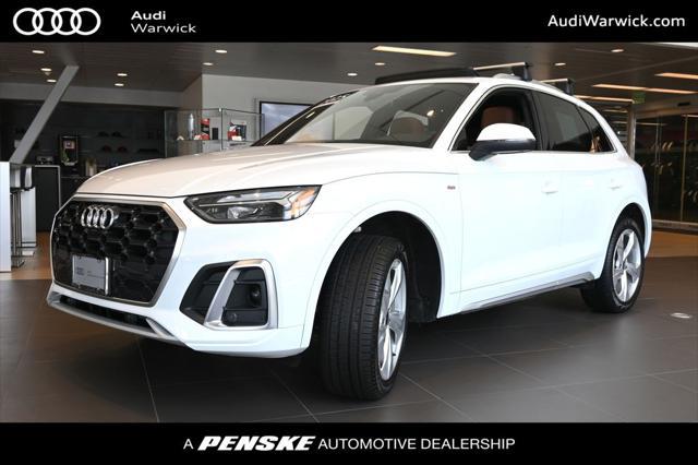 Photo of 2025 Glacier White Audi Q5