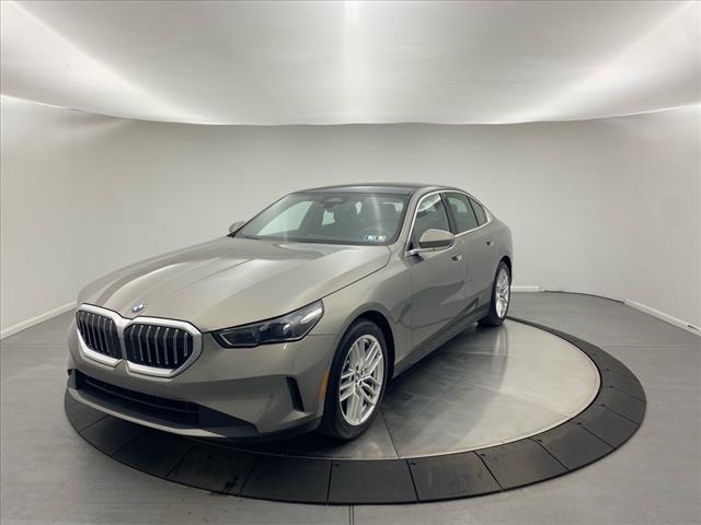 2024 BMW 530