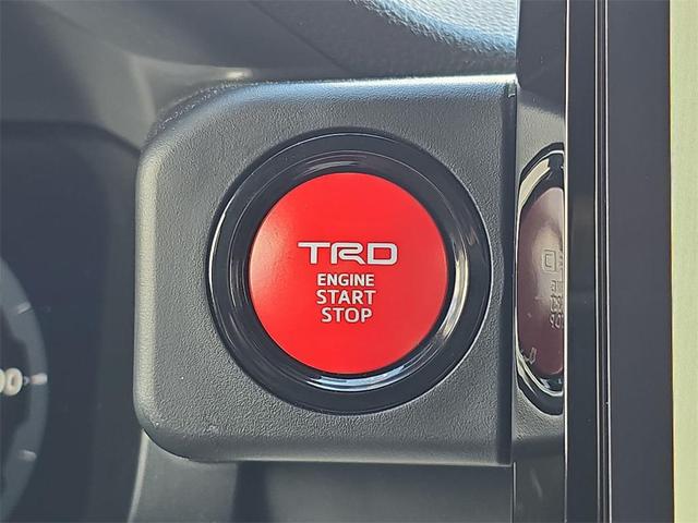 Photo of 2024 Ice Cap Toyota Tacoma