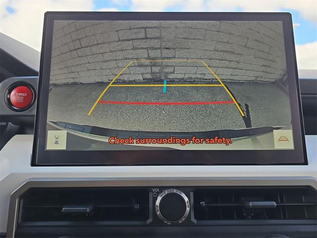 Photo of 2024 Ice Cap Toyota Tacoma