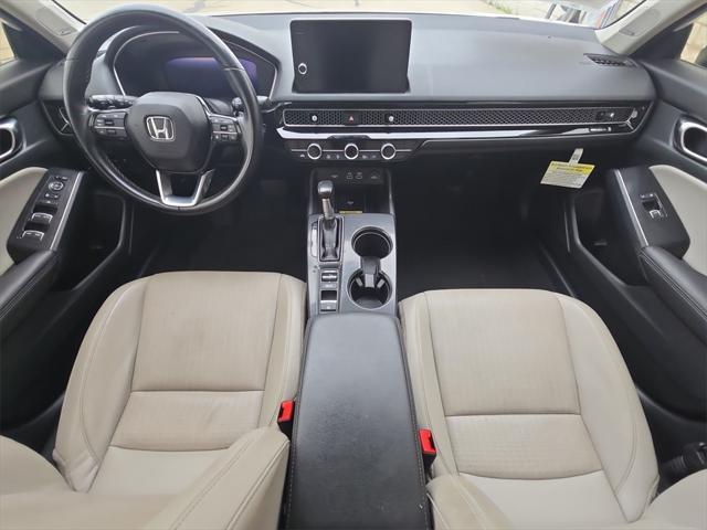 Photo of 2023 Platinum White Pearl Honda Civic