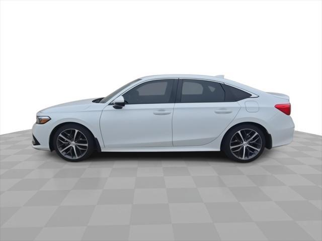 Photo of 2023 Platinum White Pearl Honda Civic