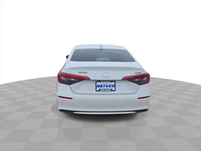 Photo of 2023 Platinum White Pearl Honda Civic