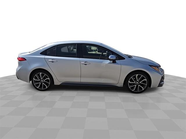 Photo of 2022 Classic Silver Metallic Toyota Corolla