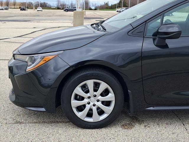 Photo of 2022 Black Sand Pearl Toyota Corolla