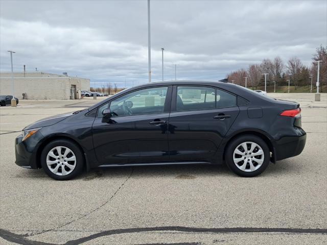Photo of 2022 Black Sand Pearl Toyota Corolla