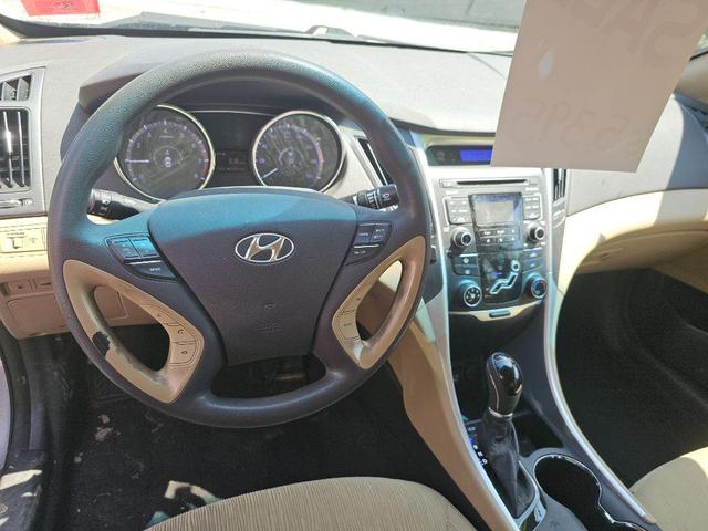 Photo of 2011 BLUE Hyundai SONATA