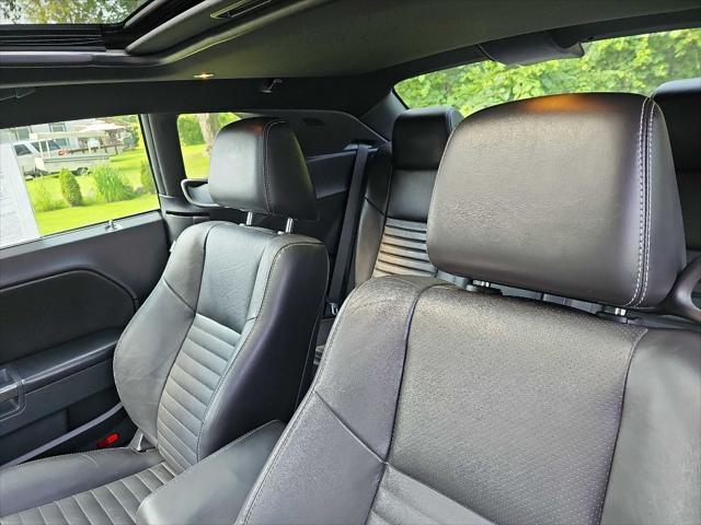 Photo of 2012 BLACK Dodge Challenger
