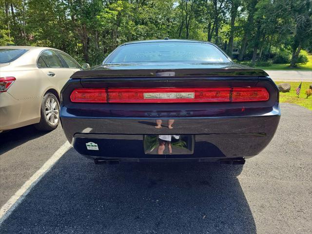 Photo of 2012 BLACK Dodge Challenger