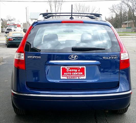 Photo of 2011 Blue Hyundai Elantra Touring