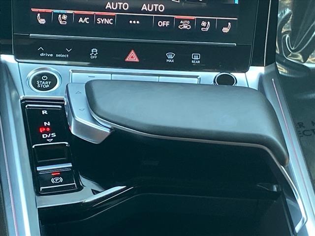 Photo of 2021 Blue Audi e-tron