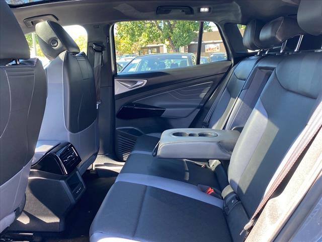 Photo of 2023 Deep Black Pearl Volkswagen ID.4