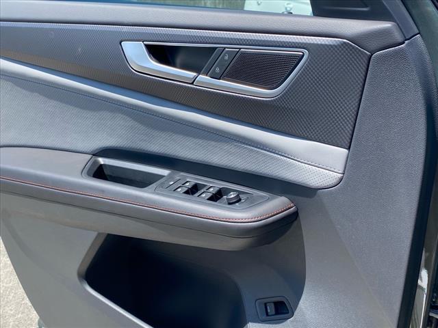 Photo of 2025 Avocado Green P Volkswagen Atlas