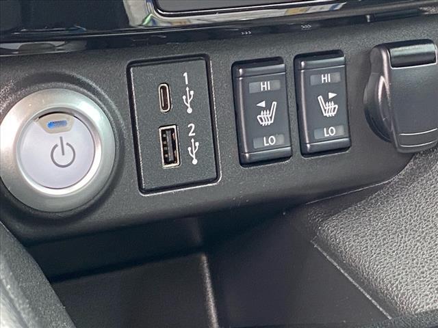 Photo of 2022 Gun Metallic Nissan Leaf