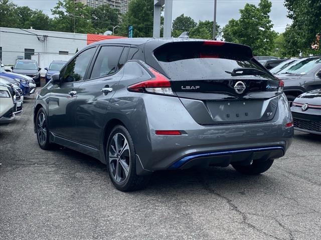 Photo of 2022 Gun Metallic Nissan Leaf