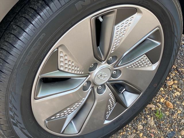 Photo of 2021 Ultra Black Hyundai KONA EV