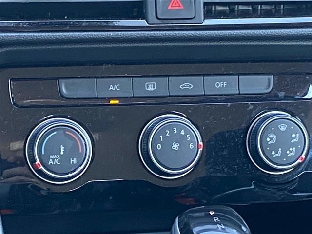 Photo of 2024 Platinum Gray Metallic Volkswagen Taos