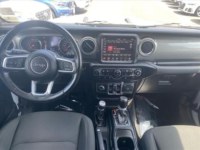 Photo of 2022 Silver Zynith Clearcoat Jeep Wrangler Unlimited