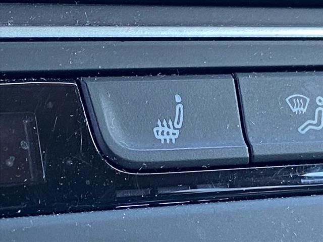 Photo of 2021 Deep Black Pearl Volkswagen Atlas