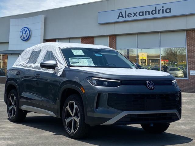 Photo of 2025 Platinum Gray Volkswagen Tiguan
