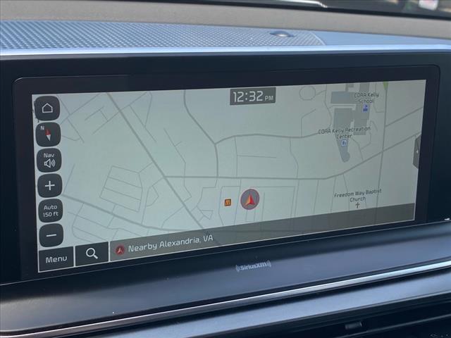 Photo of 2022 Glacial White Pearl Kia Telluride