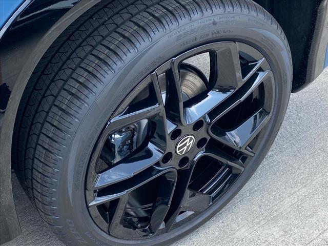 Photo of 2025 Monterey Blue P Volkswagen Tiguan