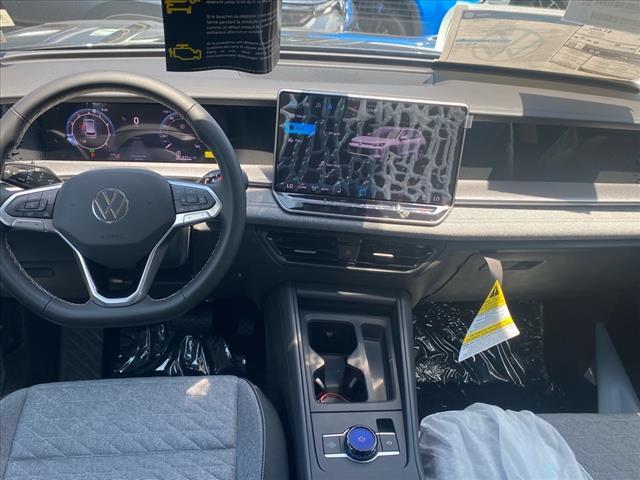Photo of 2025 Platinum Gray Volkswagen Tiguan