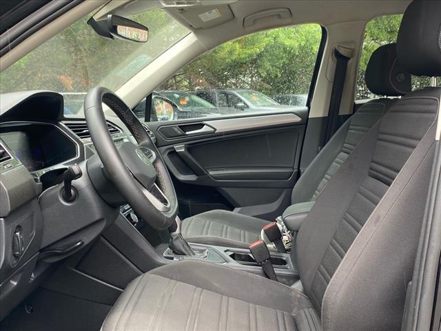 Photo of 2023 Deep Black Volkswagen Tiguan