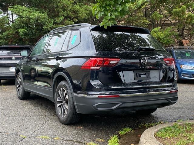 Photo of 2023 Deep Black Volkswagen Tiguan