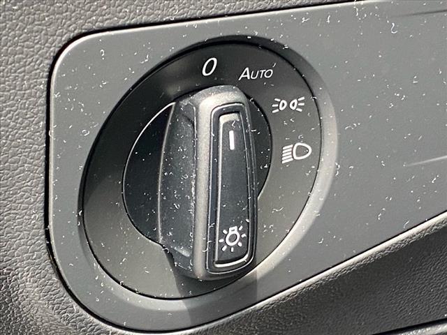 Photo of 2023 Deep Black Volkswagen Tiguan