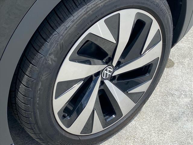 Photo of 2022 Black Metallic Volkswagen ID.4