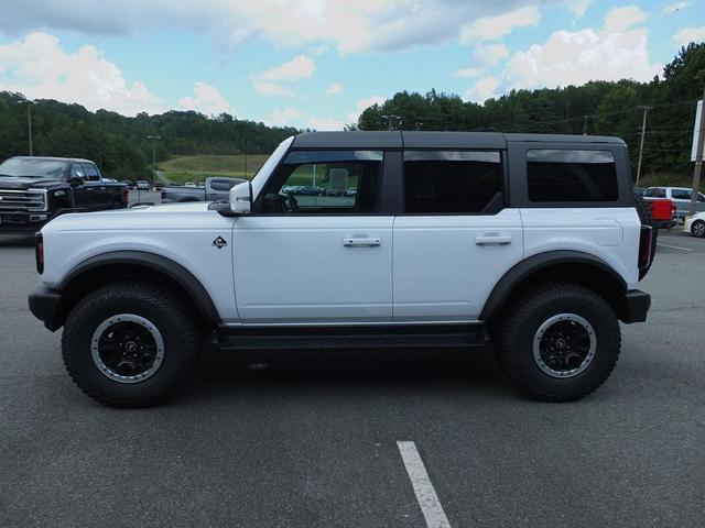 Photo of 2025 Oxford White Ford Bronco