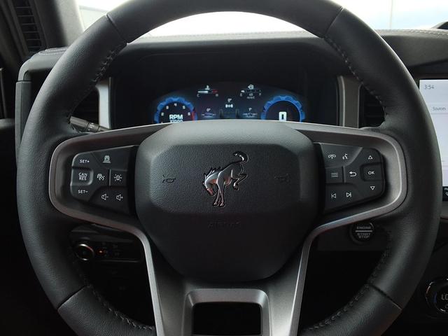 Photo of 2025 Oxford White Ford Bronco