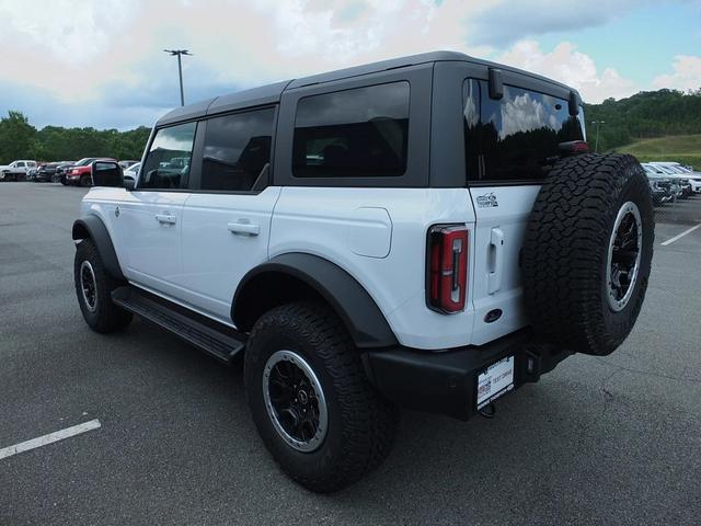 Photo of 2025 Oxford White Ford Bronco