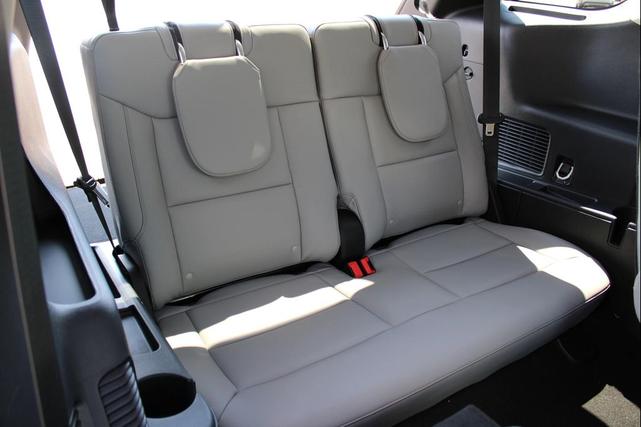 Photo of 2025 Star White Metallic Tri-Coat Ford Explorer