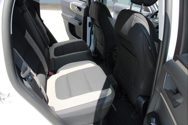 Photo of 2025 Oxford White Ford Bronco Sport