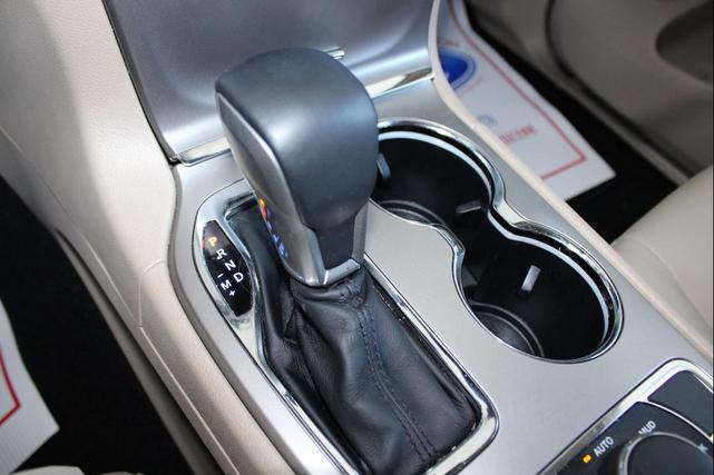 Photo of 2019 Slate Blue Pearlcoat Jeep Grand Cherokee