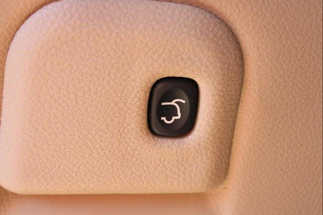 Photo of 2019 Slate Blue Pearlcoat Jeep Grand Cherokee