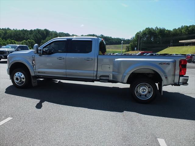 Photo of 2023 Silver Metallic Ford F-450