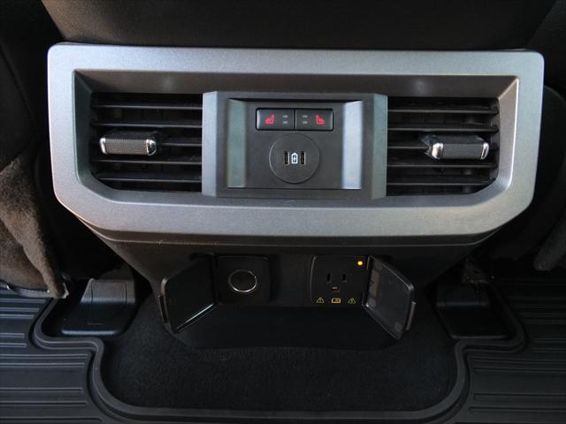 Photo of 2023 Silver Metallic Ford F-450