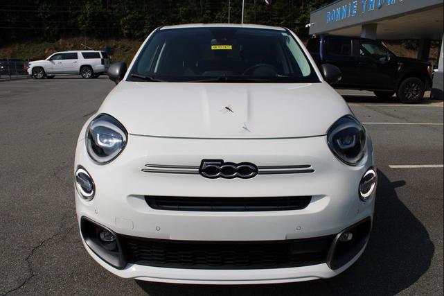 Photo of 2023 Bianco Gelato (White Clearcoat) FIAT 500X