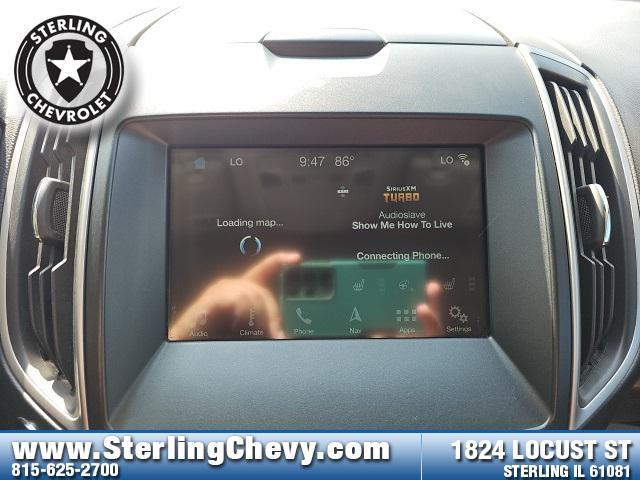 Photo of 2018 Ingot Silver Metallic Ford Edge