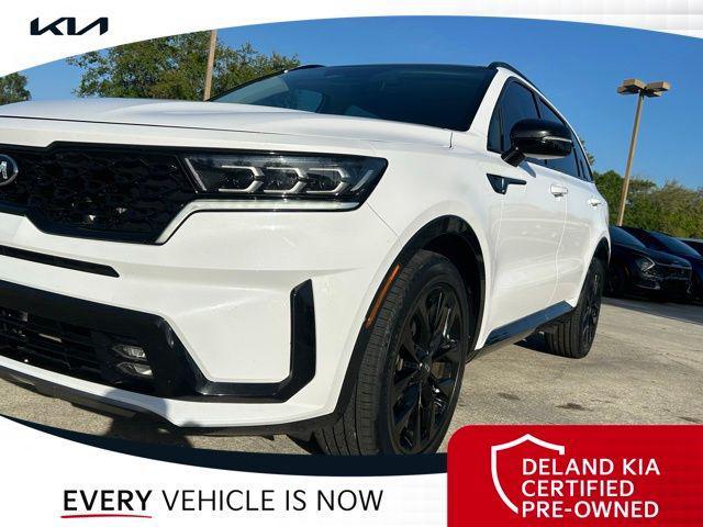 Photo of 2021 Glacial White Pearl Kia Sorento
