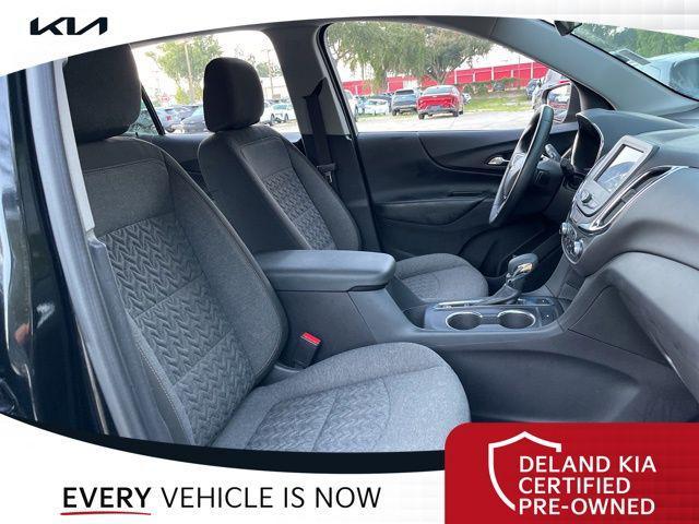 Photo of 2024 Mosaic Black Metallic Chevrolet Equinox