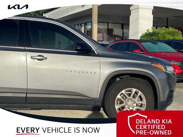 Photo of 2020 Satin Steel Metallic Chevrolet Traverse