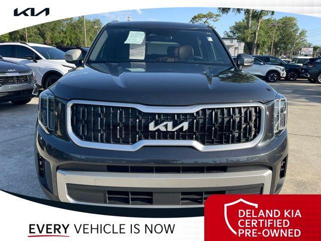 Photo of 2023 Gravity Gray Kia Telluride