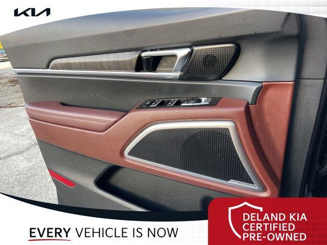 Photo of 2023 Gravity Gray Kia Telluride