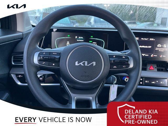 Photo of 2025 Fusion Black Kia Sportage Hybrid