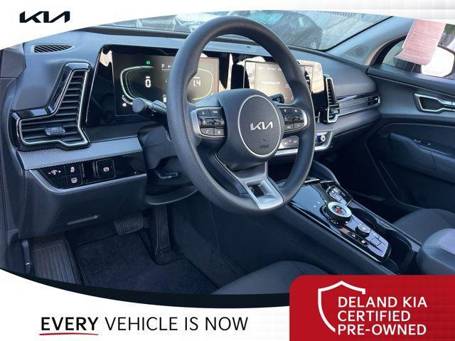 Photo of 2025 Fusion Black Kia Sportage Hybrid